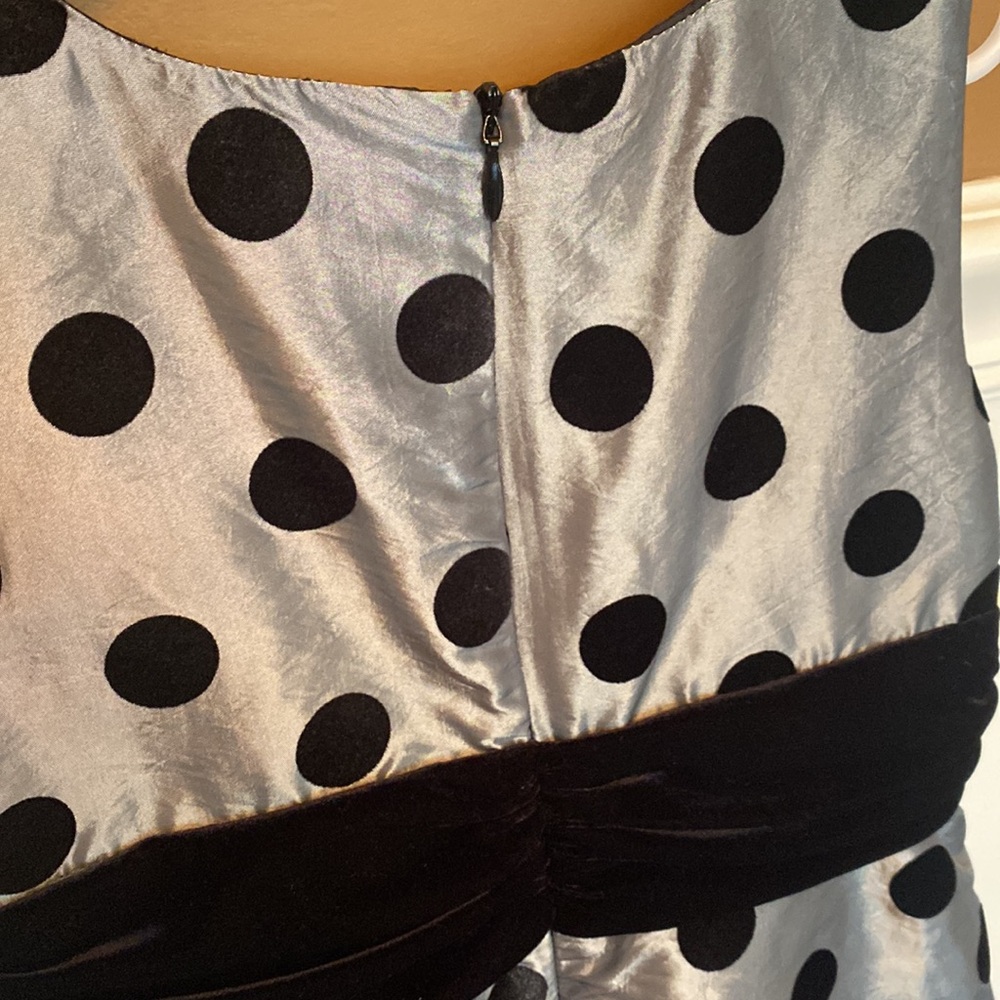 Charter Club LIKE NEW beautiful, gray & black metallic shiny girls dress - Sz 6 - Picture 8 of 16
